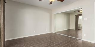 5537 N 71st Street Gallery 25