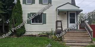 Updated 2 Bedroom Home Gallery 1