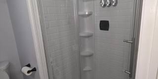 Room in 3 Bedroom Home at Merrill Pl Gallery 14