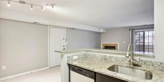 6939 MARY CAROLINE Circle Gallery 5