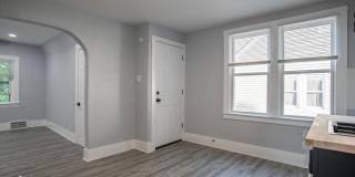 5217 Lakeview Gallery 8