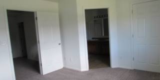 Bright 2 bed 2 1/4 bath Town Home Bright 2 bed 2 1/4 bath Town Home Gallery 11
