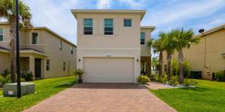 713 NW Leonardo Circle Gallery 1