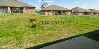 3 Bedroom 2 Bath Duplex at Mansion Creek in Tyler! 1/2 off first full months rent Gallery 21