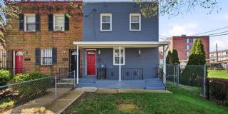4029 GRANT Street NE Gallery 1