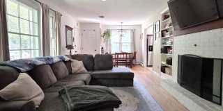 4 CAROLEE Drive Gallery 8