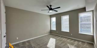 Beautifully Renovated 3BR Rowhome Near Johns Hopkins – Gated Parking + Modern Upgrades Gallery 19