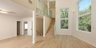 1827 Hill Drive Gallery 2