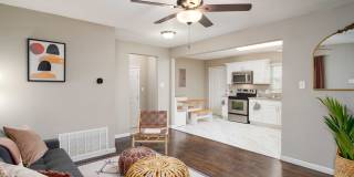 305 Laurelwood Drive Gallery 3