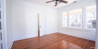 216 W 41st Street Gallery 4