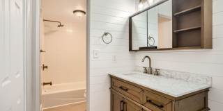 Charming Studio Condo in Platt Park Gallery 11