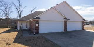 Newly Updated Fort Smith Duplex! Newly Updated Fort Smith Duplex! Gallery 1