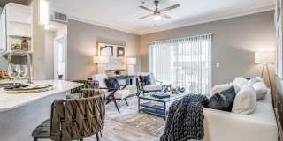 Vista 121 Apartment Homes Gallery 2