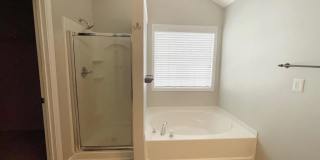 401 Norton Crossing Gallery 12