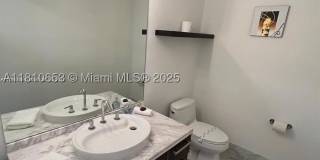244 Biscayne Blvd Gallery 11