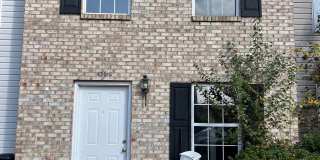 136 Ashberry - E Gallery 1