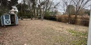 3 bed house in Church Hill! Enjoy big yard, great location, hardwoods, central Ac, and laundry! Gallery 10
