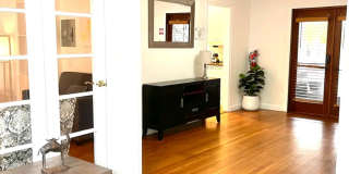 1403 Southeast 2nd Street - Front Gallery 5