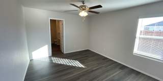 Pre-Leasing Now: Modern 3-Bedroom, 2-Bath Home in Barberry Court! Gallery 7