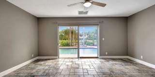 1402 Cormorant Road Gallery 16