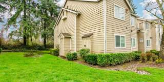 Cozy 2 bedroom, 2 bathroom condo- Federal Way Area Gallery 1