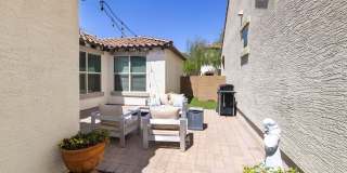 2930 N RAVEN -- Gallery 34