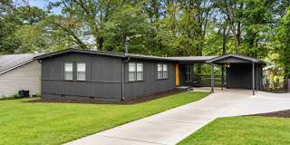 Charming 3-Bedroom Home in Chamblee! Gallery 1