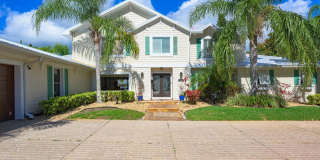 Waterfront Home Gallery 1
