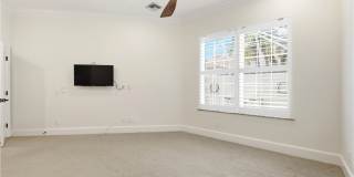 5545 E Harbor Village Drive Gallery 16