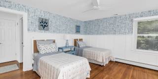 306 Ocean Road Gallery 27