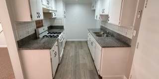 2 story, 2 Bedroom, 1 bath condo for Rent - Move In Ready Gallery 3