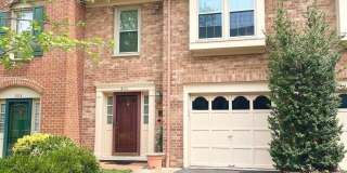 5111 HERITAGE Lane Gallery 1