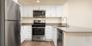 eaves Thousand Oaks Gallery 5