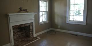 111 Live Oak Street Gallery 3