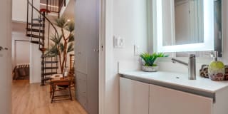 The Fairfax Gallery 43