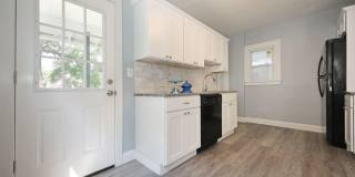 183 Ridge Avenue Gallery 13
