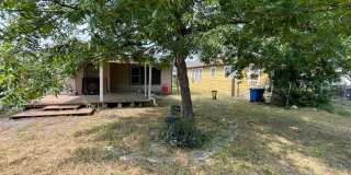 Room in 2 Bedroom Home at Avant Ave Gallery 22