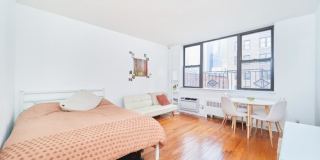 400 West 45th Street Gallery 3