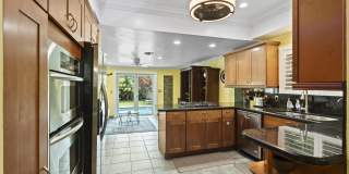 614 SE 5th Court Gallery 10