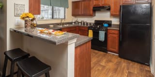 Chatsworth Apartments Gallery 2