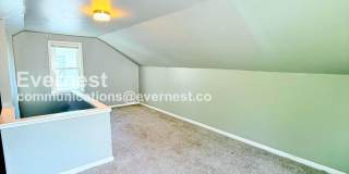 8270 Trinity Street Gallery 18