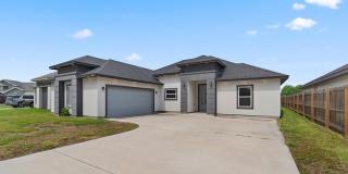 9448 W QUEEN PALM Gallery 1