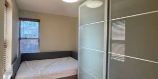 Stylish 2 Bedroom with Spa Bath, Hardwood Floors and Parking Gallery 22