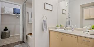 Artisan Apartments & Shops Gallery 32