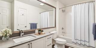 Everly Darien Gallery 10