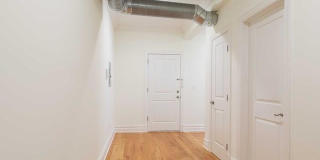 855 Broad Avenue Gallery 18