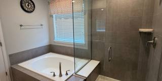 Spacious 4BR House in Parker Gallery 12