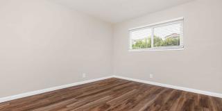 Ladera Woods Gallery 90