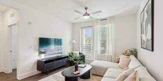 Maggie Flats Gallery 44