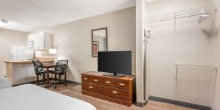 Fort Wayne - South Gallery 16